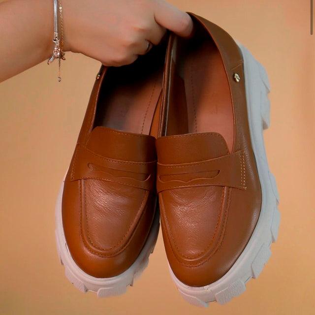 Mocassim Plataforma Feminino em Couro - Mari